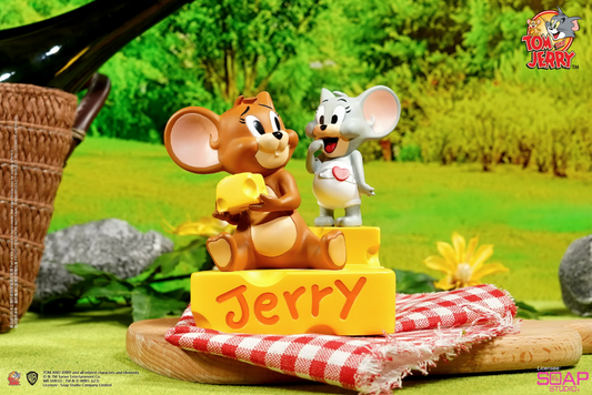 Soap Studio Tom and Jerry - Jerry feeds Tuffy Ornament