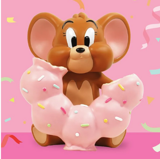 Soap Studio Tom and Jerry - Donut Lover Figure (Strawberry Flavor)