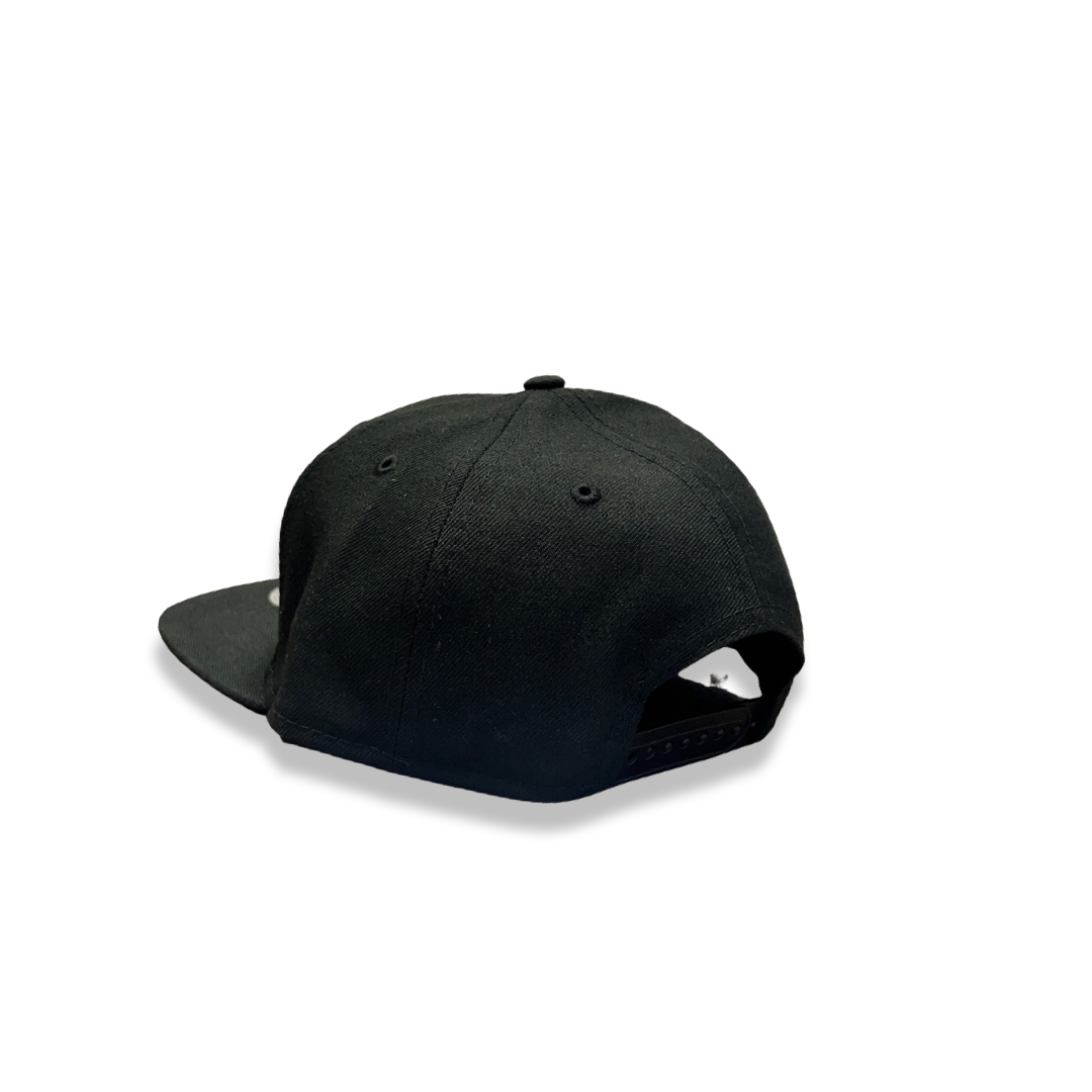 In The Box Collectibles -NEW ERA 9Fifty Snapback Hat